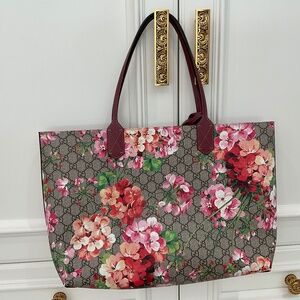 Gucci blooms reversible tote
